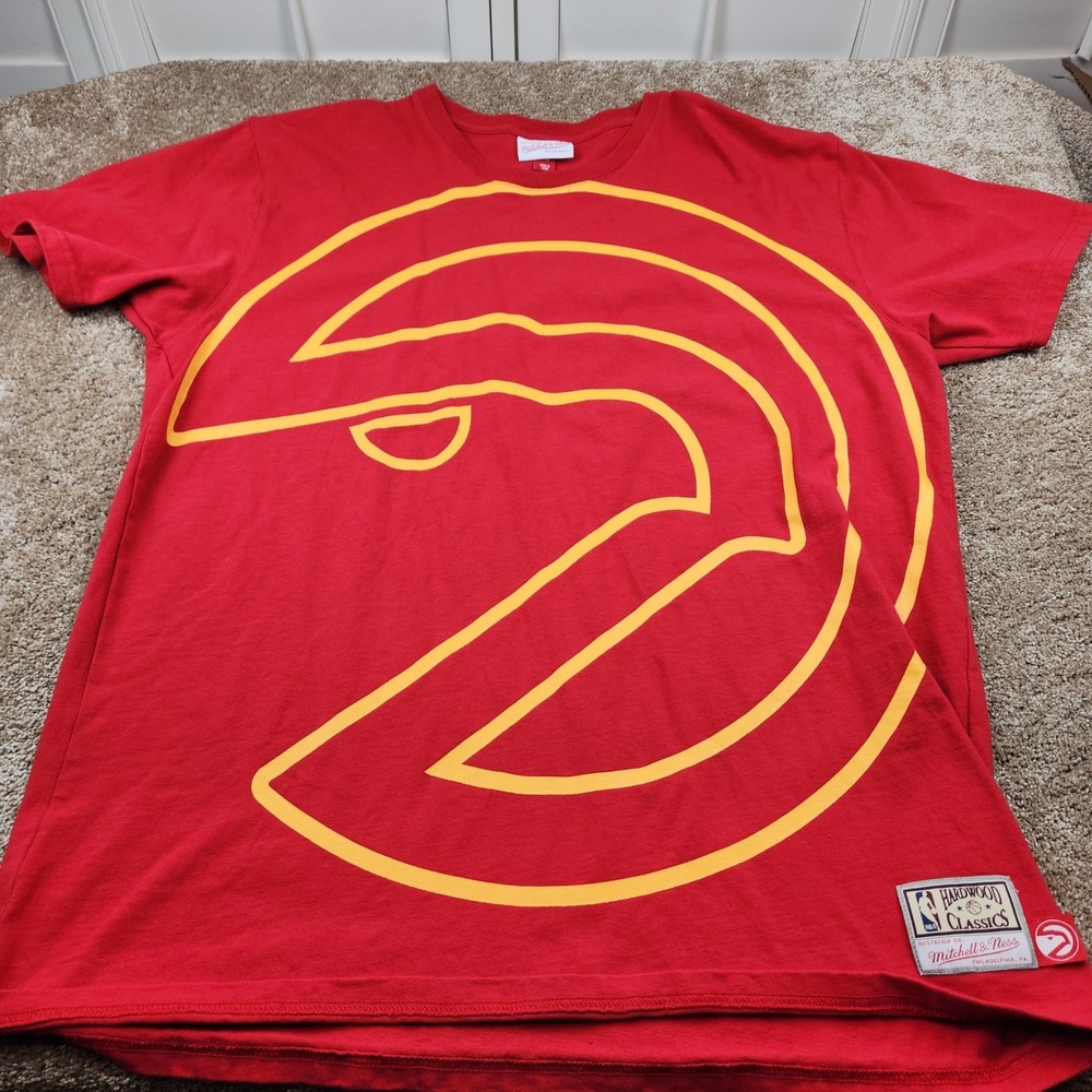 Mitchell & Ness Atlanta Hawks Shirt Men XL Red Hardwood Classics NBA Graphic Tee